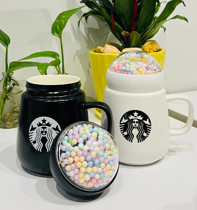 ماگ درب دونه برفی Starbucks