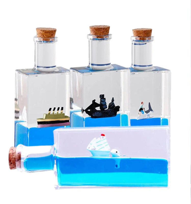 بطری کشتی معلق