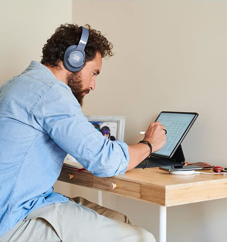 هدفون بلوتوثی JBL